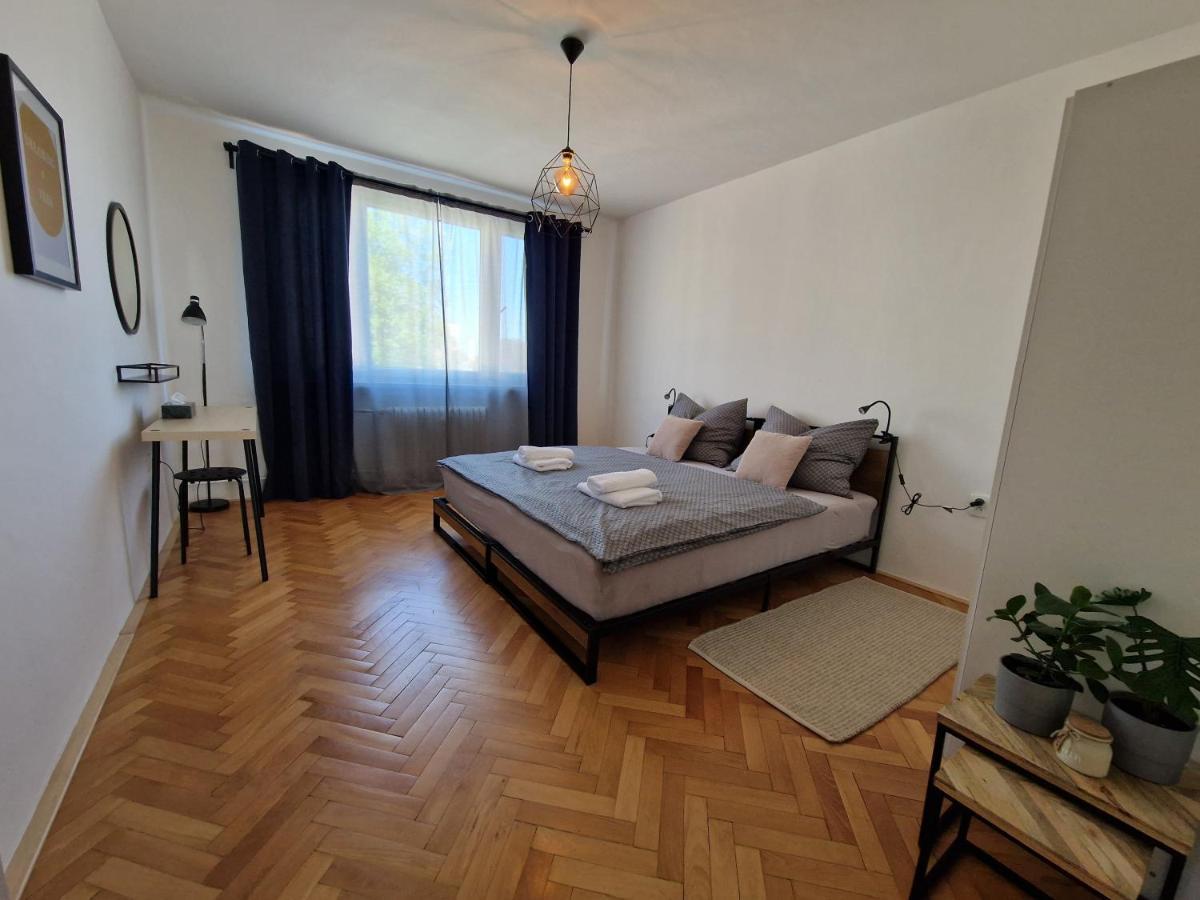 Pelclova Apartment Острава Екстериор снимка